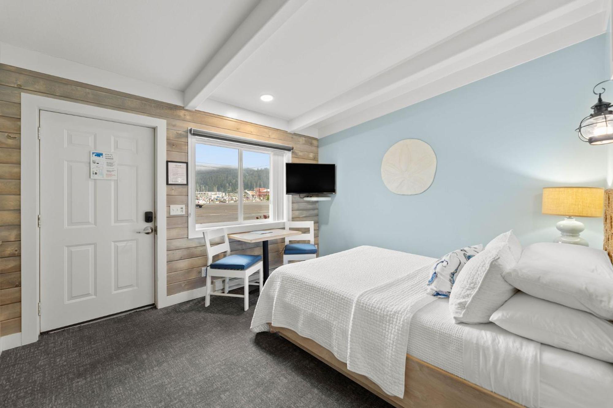 Harborview Inn & Rv Park Garibaldi Εξωτερικό φωτογραφία
