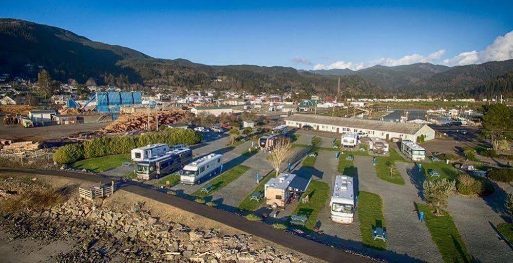 Harborview Inn & Rv Park Garibaldi Εξωτερικό φωτογραφία